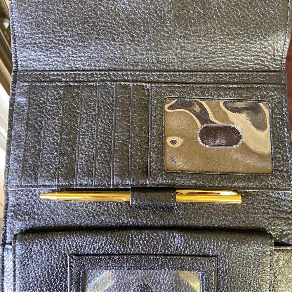 MICHAEL KORS Black Leather Tri-Fold Wallet - Picture 9 of 9